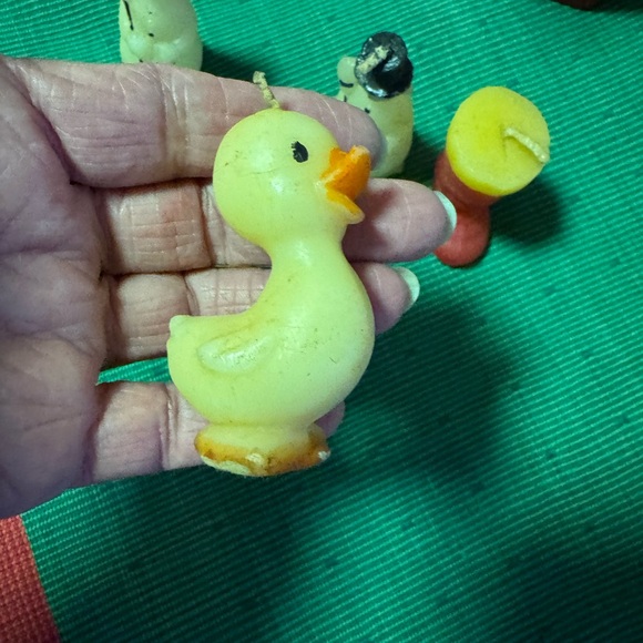 Vintage Christmas Tavern Candles. Lot Of 5 in vintage box. - Picture 6 of 8